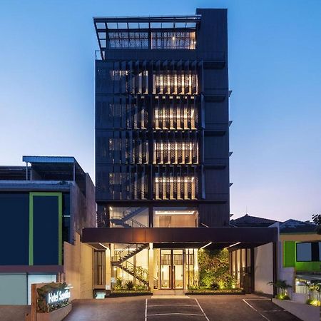 Hotel Santika Pasirkaliki Бандунг Екстериор снимка