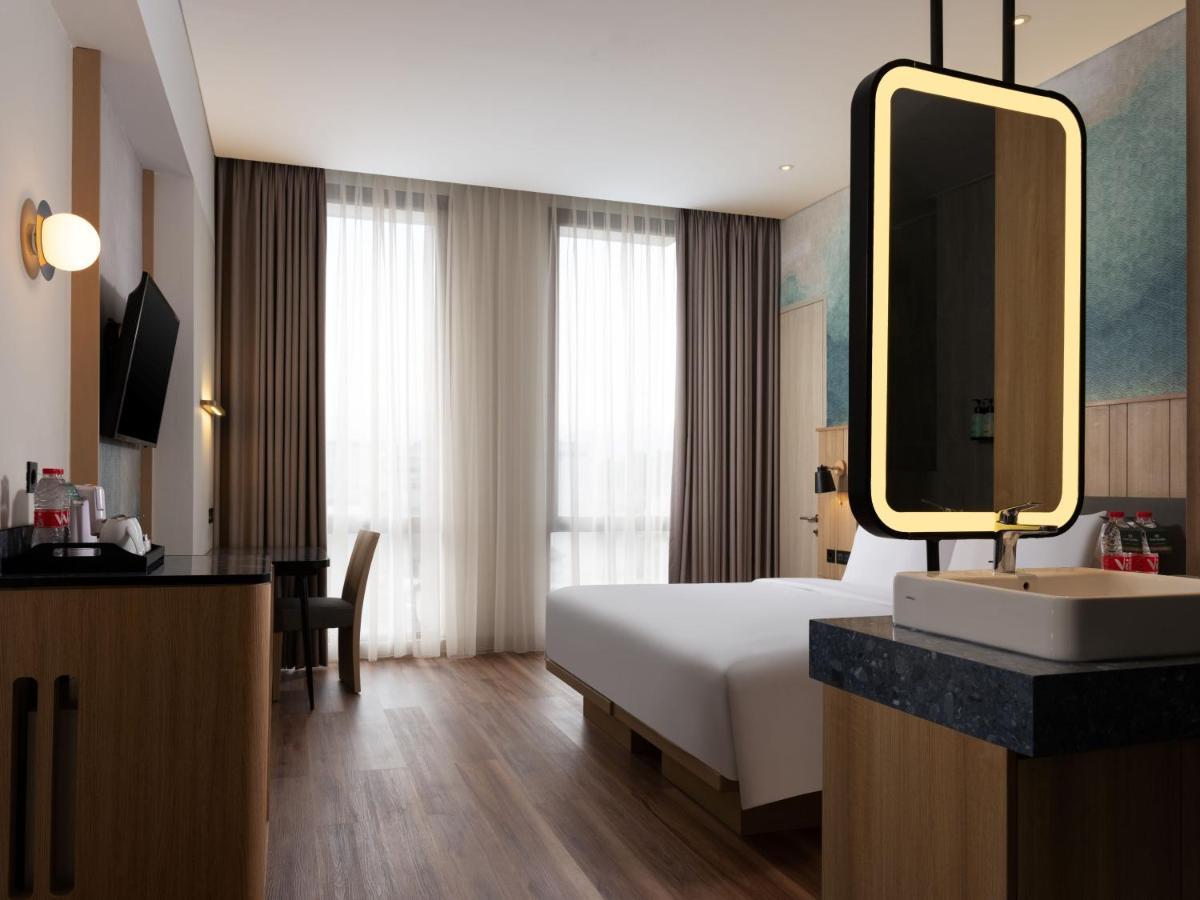 Hotel Santika Pasirkaliki Бандунг Екстериор снимка