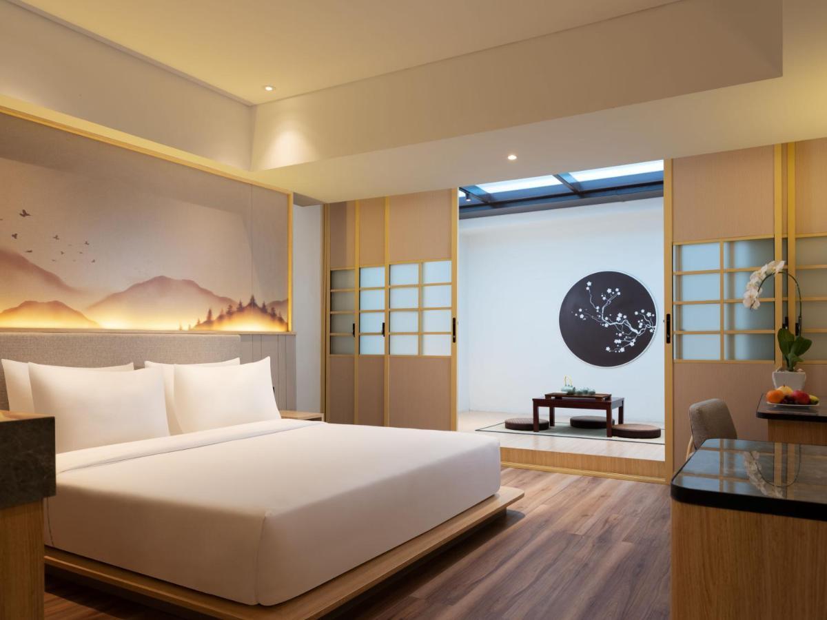 Hotel Santika Pasirkaliki Бандунг Екстериор снимка